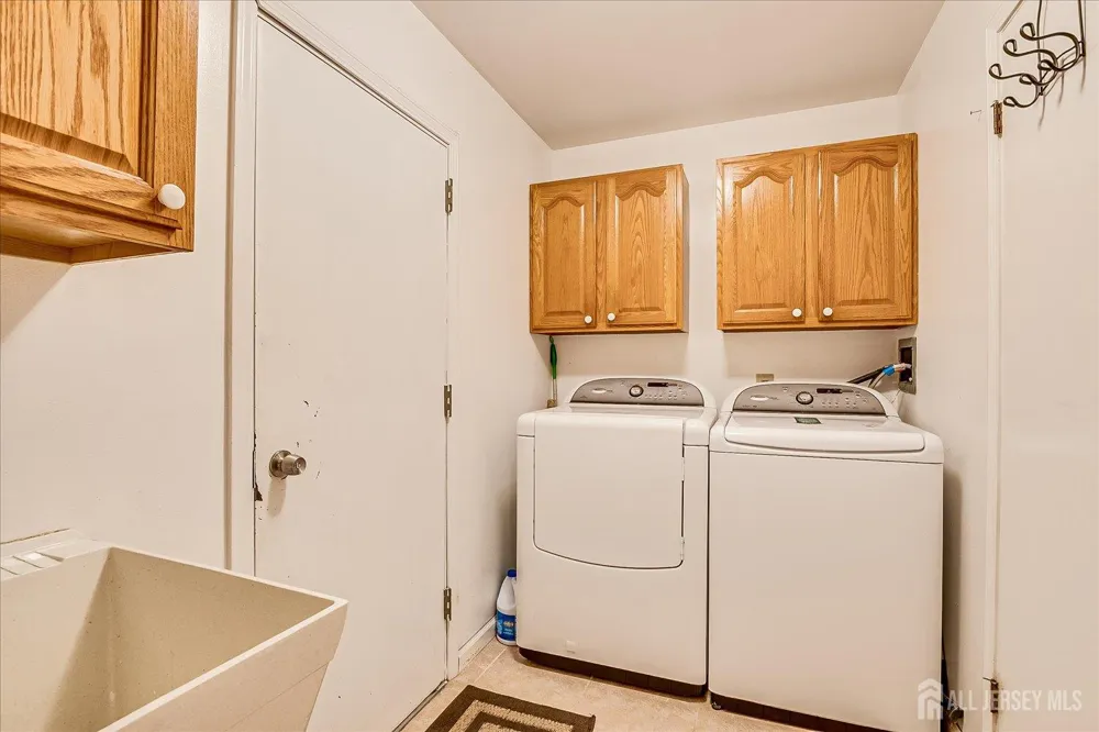 154 Dutton Street Franklin Twsp, NJ 08873