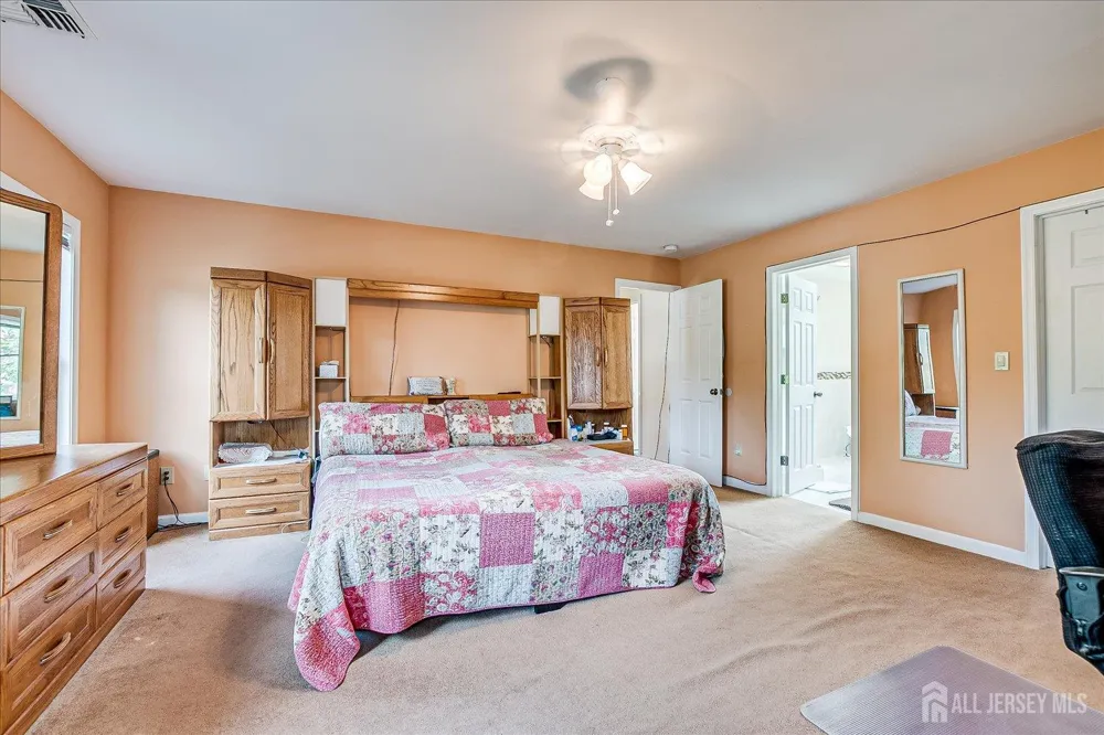 154 Dutton Street Franklin Twsp, NJ 08873