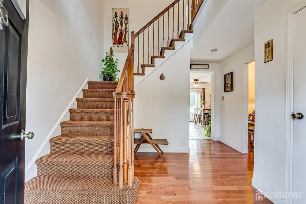 154 Dutton Street Franklin Twsp, NJ 08873