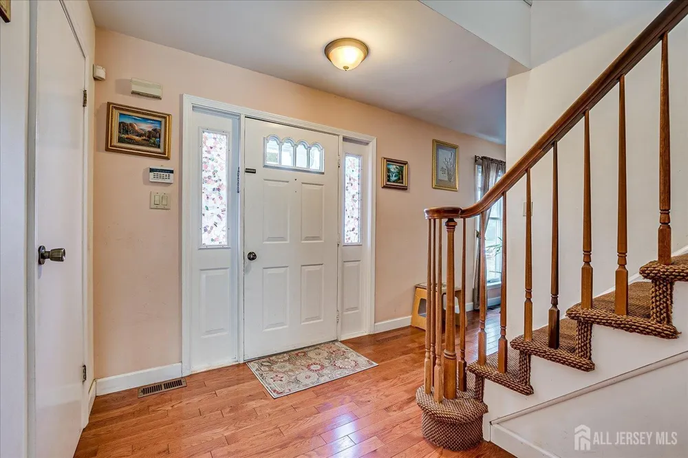 154 Dutton Street Franklin Twsp, NJ 08873