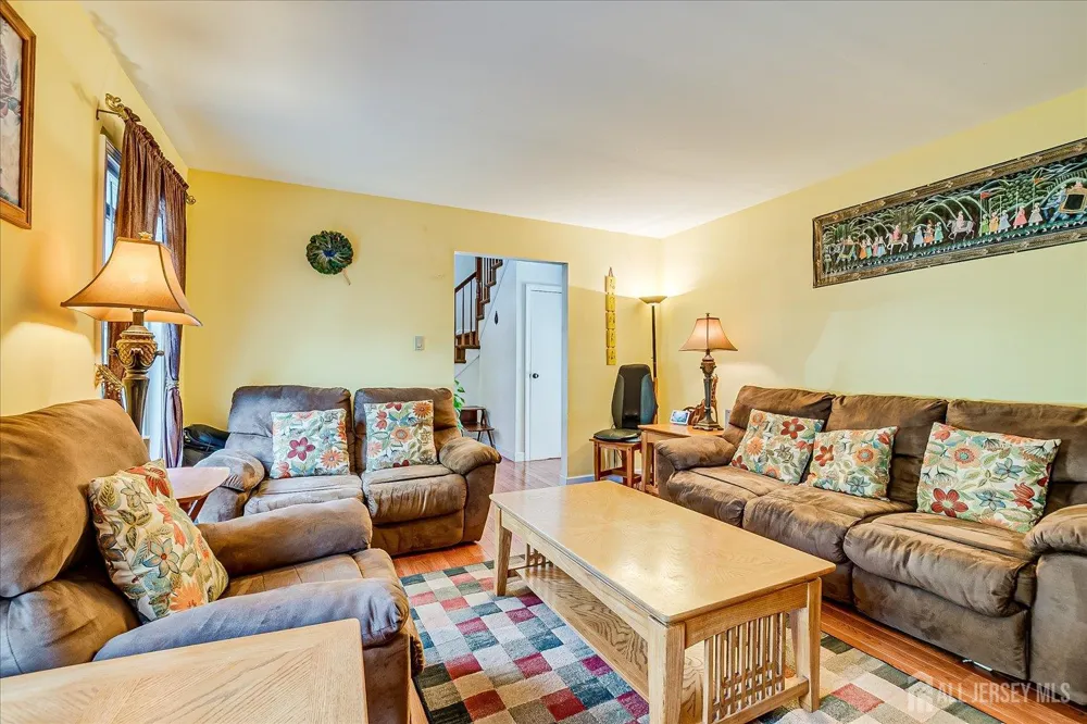 154 Dutton Street Franklin Twsp, NJ 08873