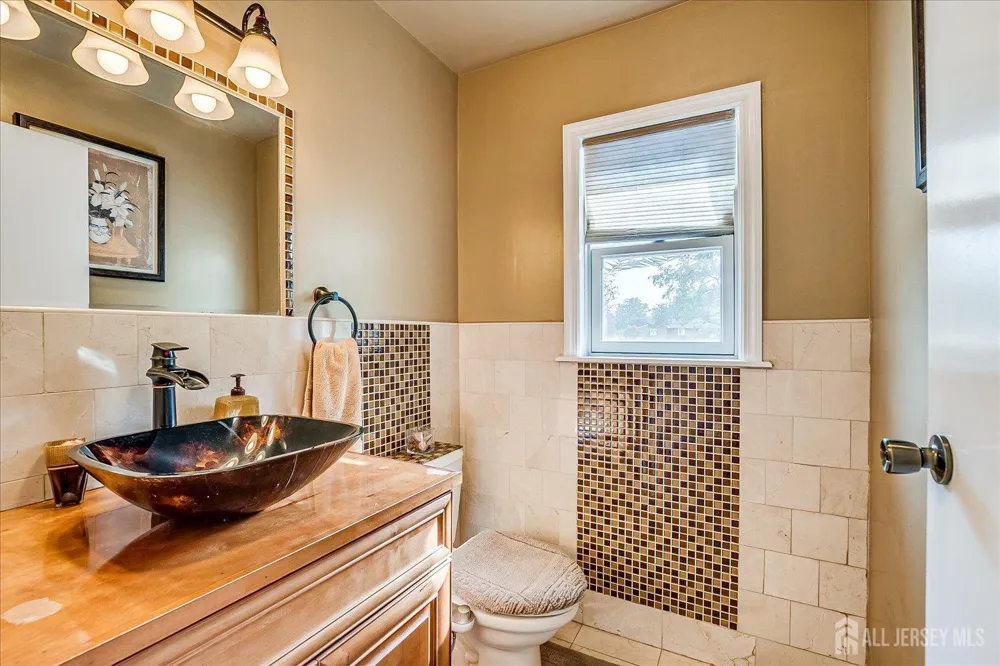 154 Dutton Street Franklin Twsp, NJ 08873
