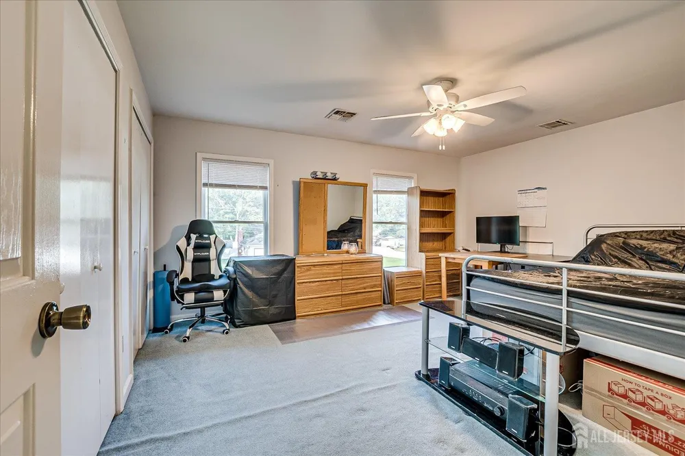 154 Dutton Street Franklin Twsp, NJ 08873