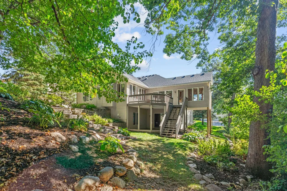 17854 179th Trail W Lakeville, MN 55044
