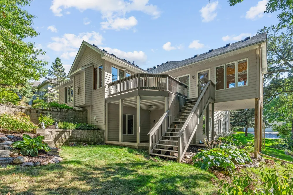 17854 179th Trail W Lakeville, MN 55044