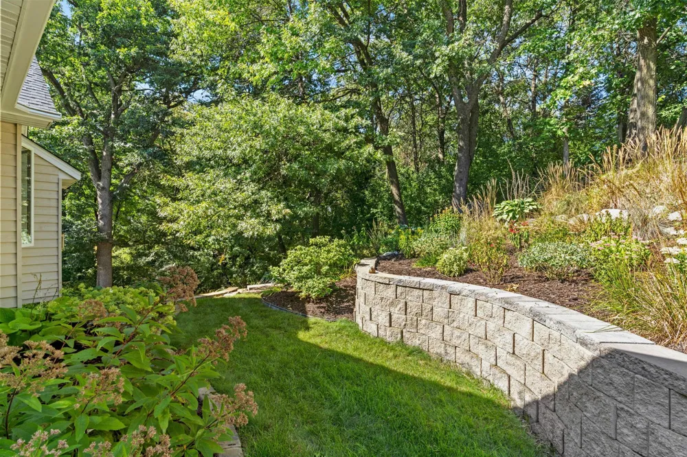 17854 179th Trail W Lakeville, MN 55044