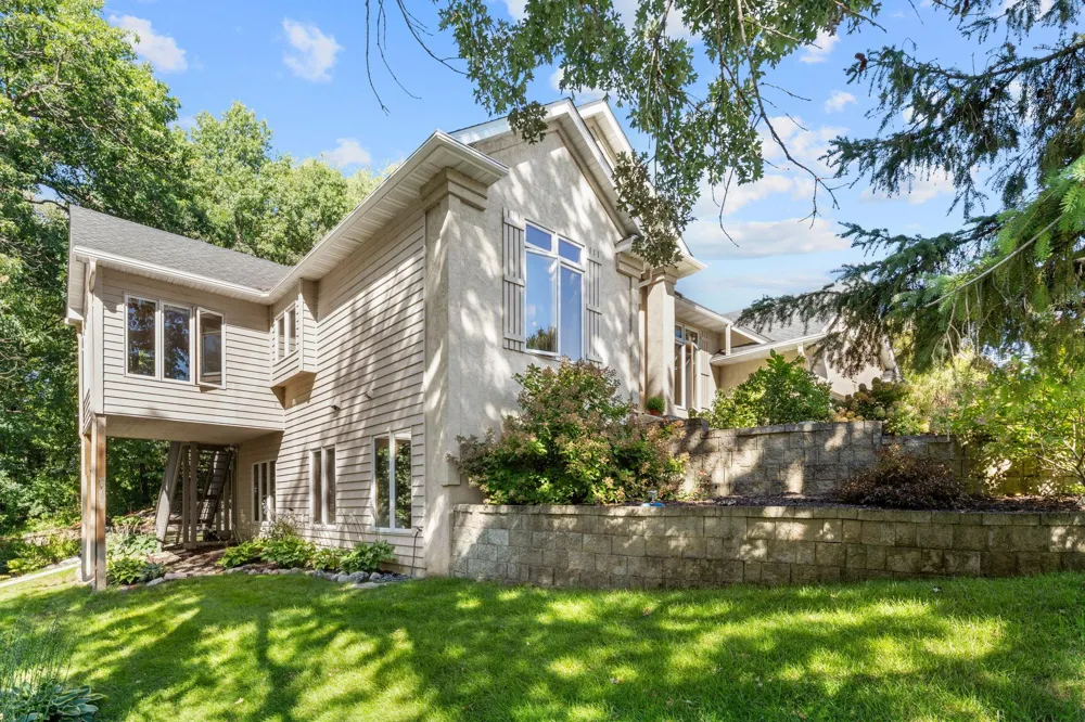 17854 179th Trail W Lakeville, MN 55044