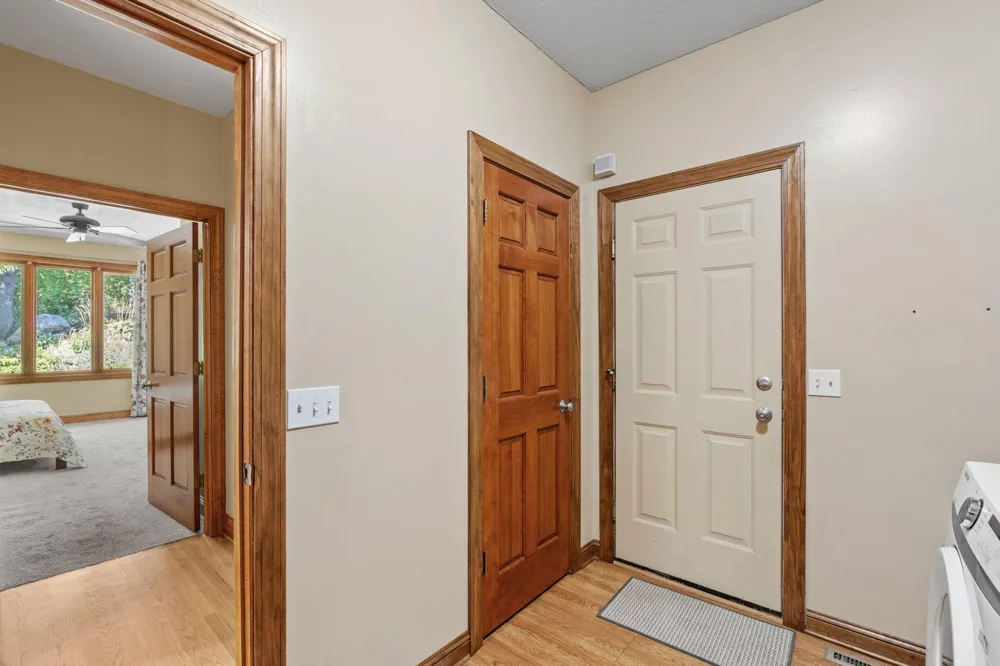 17854 179th Trail W Lakeville, MN 55044