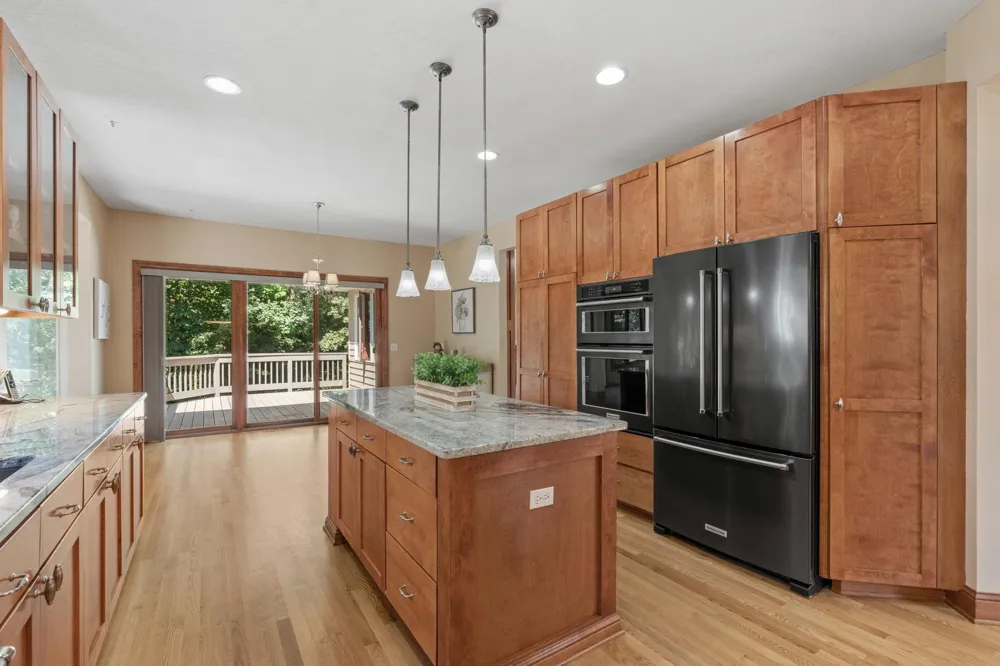 17854 179th Trail W Lakeville, MN 55044