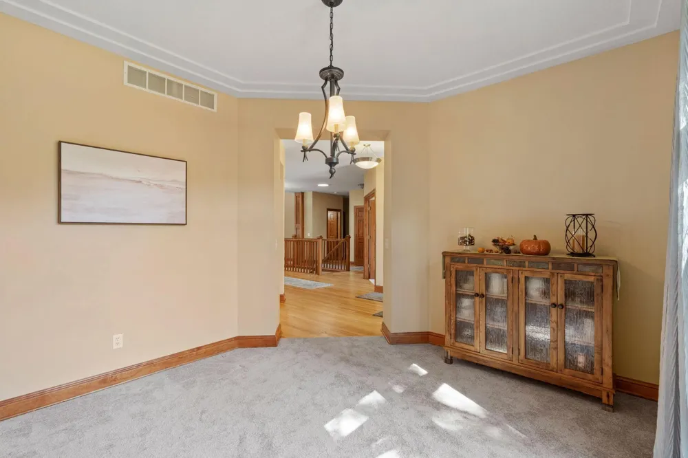 17854 179th Trail W Lakeville, MN 55044