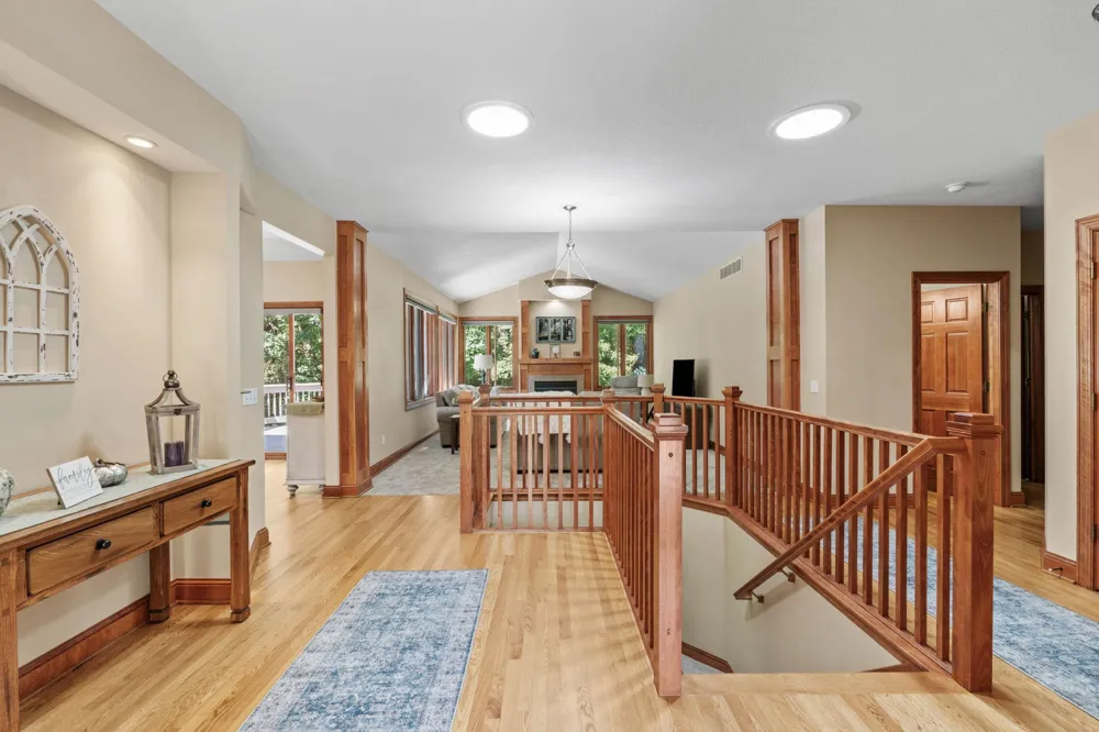 17854 179th Trail W Lakeville, MN 55044
