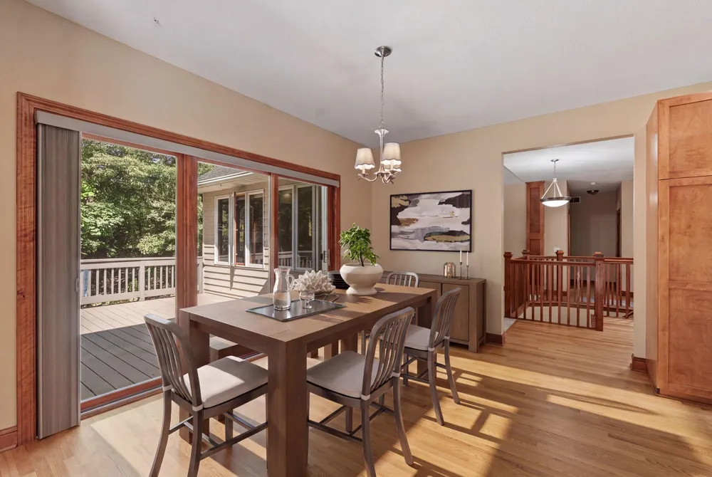 17854 179th Trail W Lakeville, MN 55044
