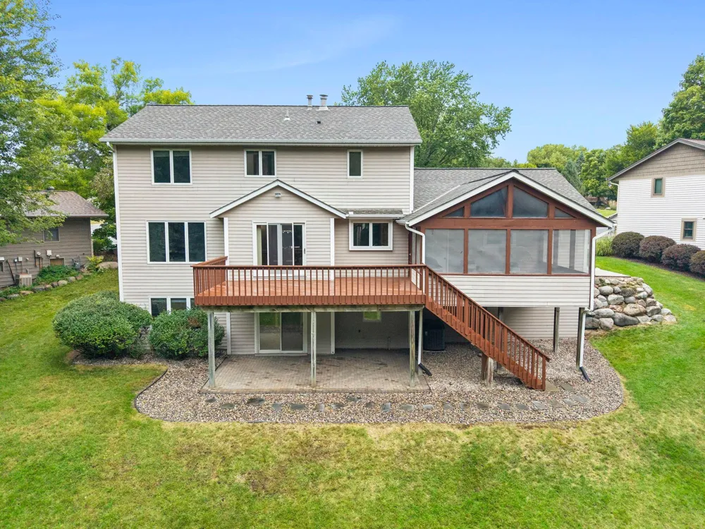 7640 Bowman Court Inver Grove Heights, MN 55076