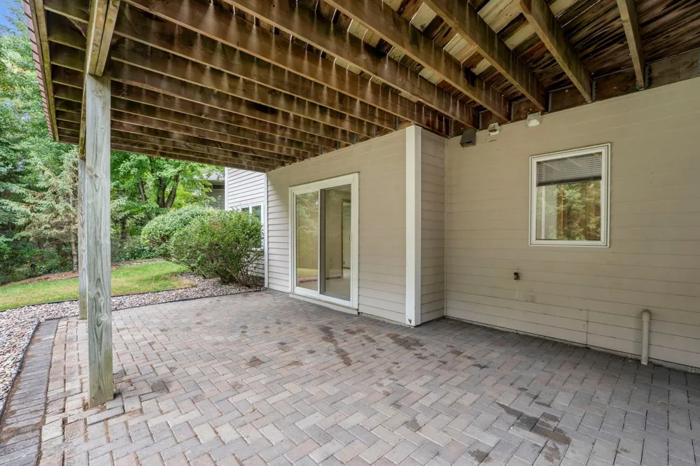 7640 Bowman Court Inver Grove Heights, MN 55076