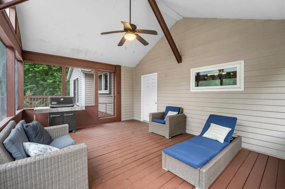 7640 Bowman Court Inver Grove Heights, MN 55076