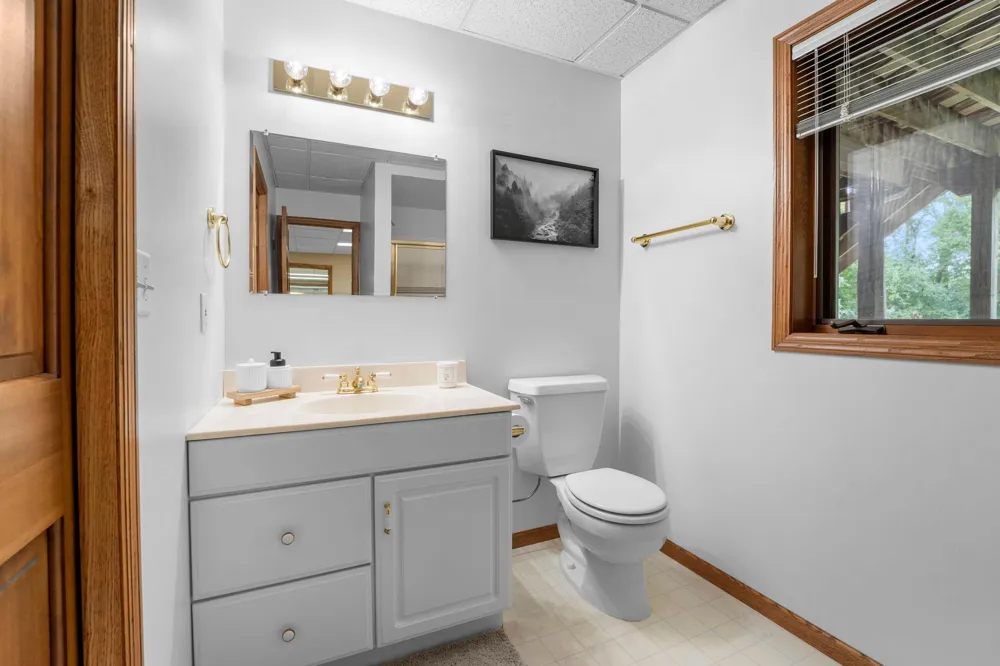 7640 Bowman Court Inver Grove Heights, MN 55076