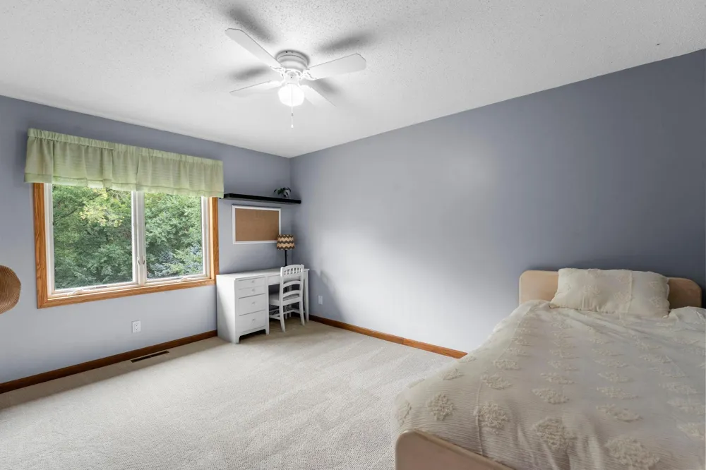 7640 Bowman Court Inver Grove Heights, MN 55076