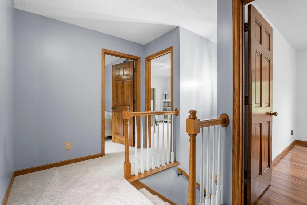 7640 Bowman Court Inver Grove Heights, MN 55076