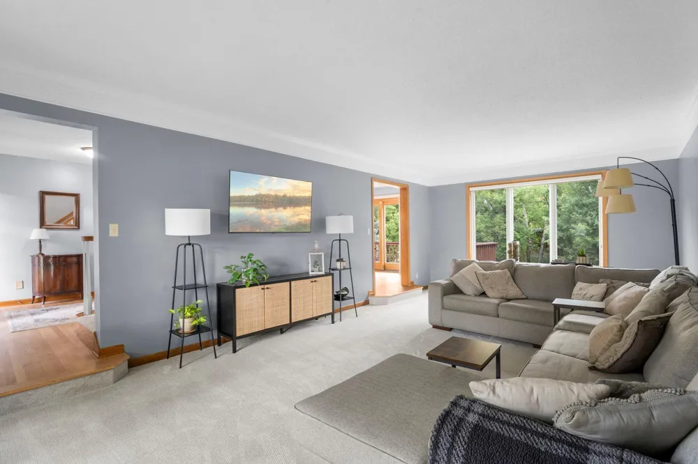 7640 Bowman Court Inver Grove Heights, MN 55076