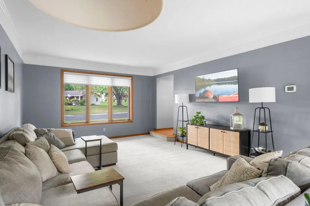 7640 Bowman Court Inver Grove Heights, MN 55076