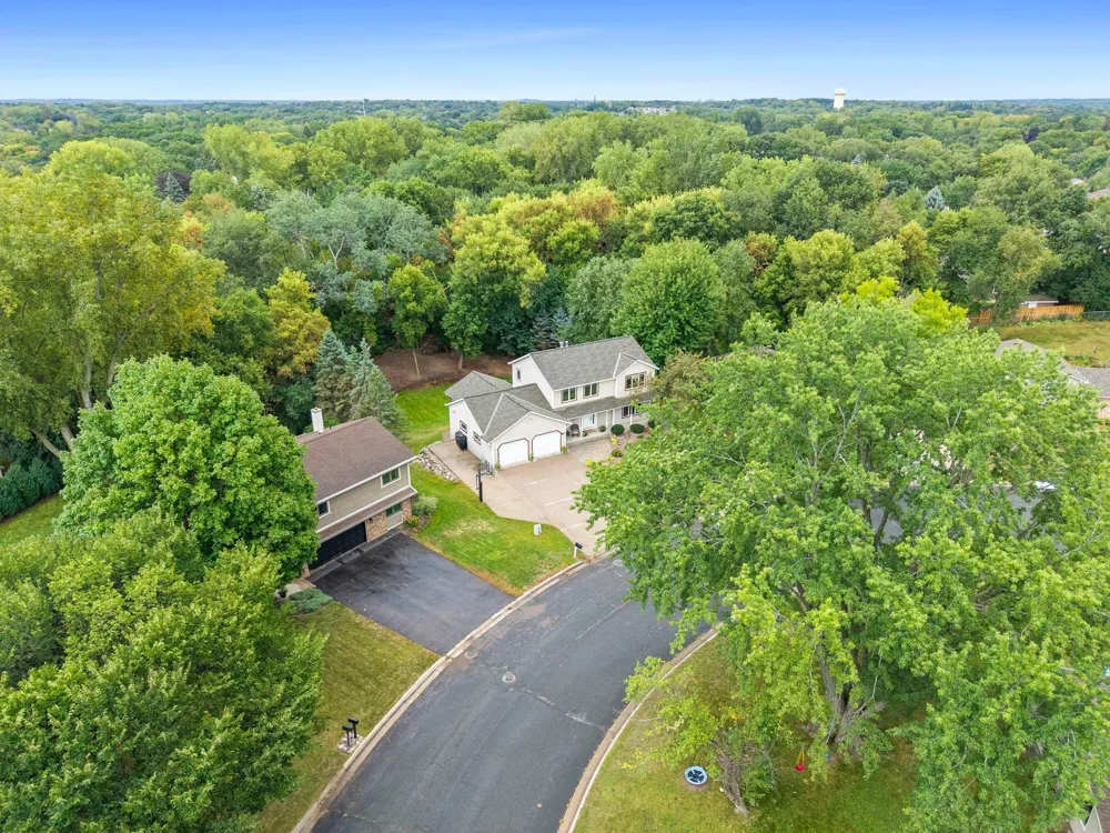 7640 Bowman Court Inver Grove Heights, MN 55076