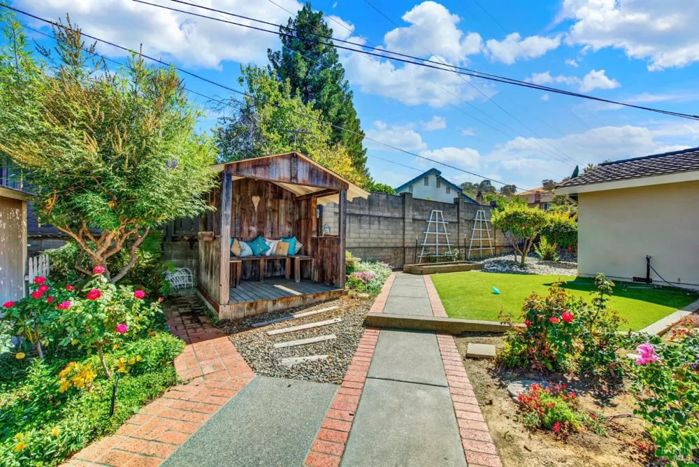 470 Meadowview Drive Vacaville, CA 95688