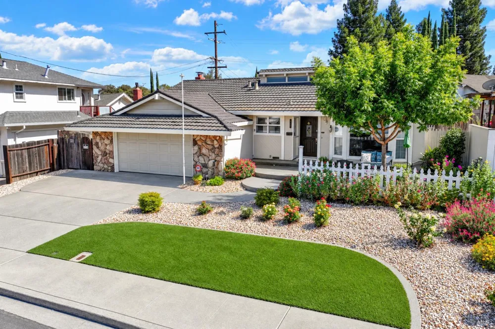 470 Meadowview Drive Vacaville, CA 95688