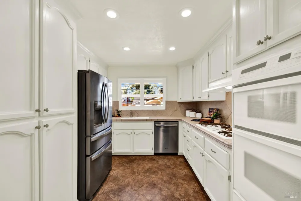 470 Meadowview Drive Vacaville, CA 95688