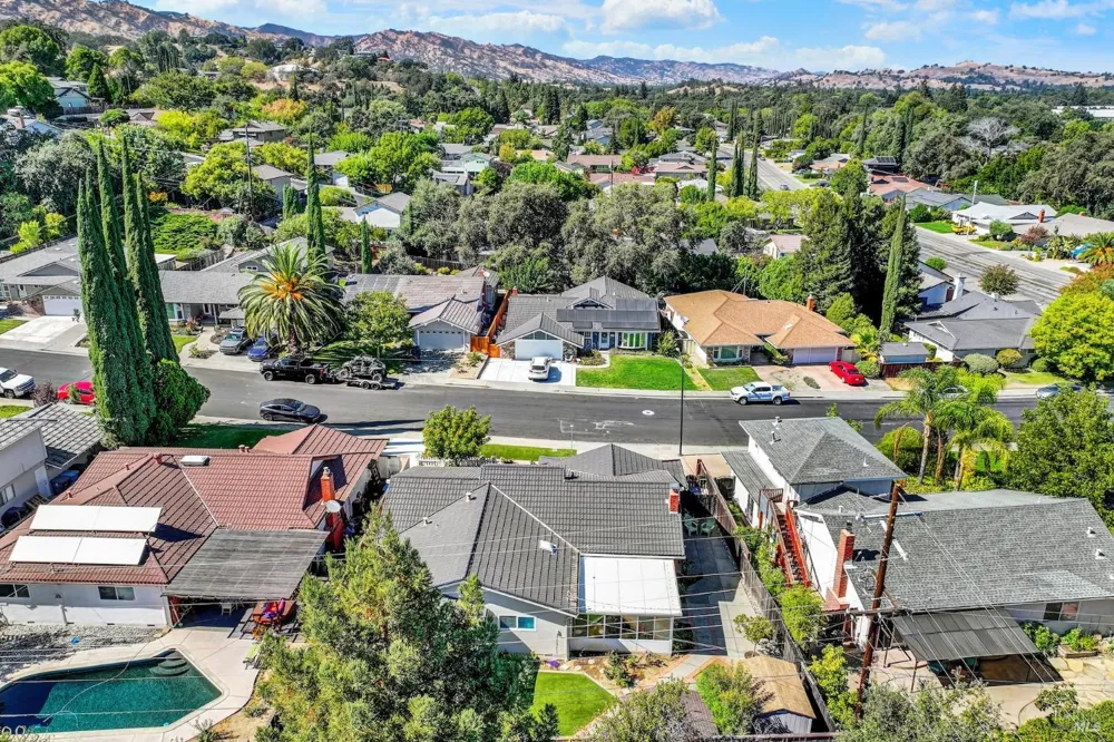 470 Meadowview Drive Vacaville, CA 95688