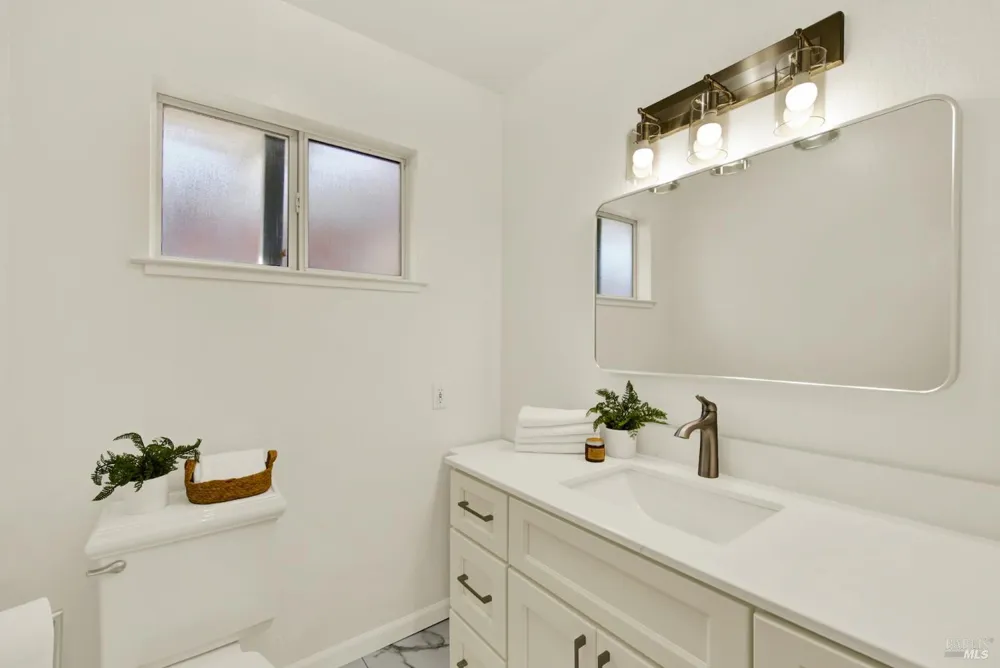 470 Meadowview Drive Vacaville, CA 95688