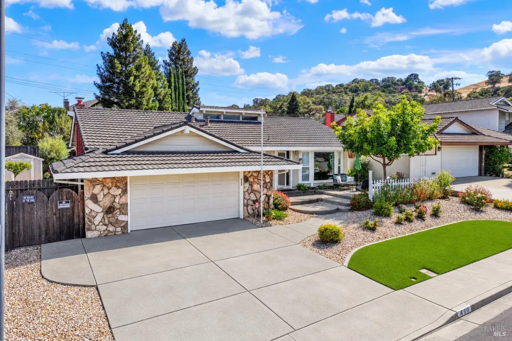 470 Meadowview Drive Vacaville, CA 95688