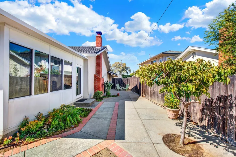 470 Meadowview Drive Vacaville, CA 95688