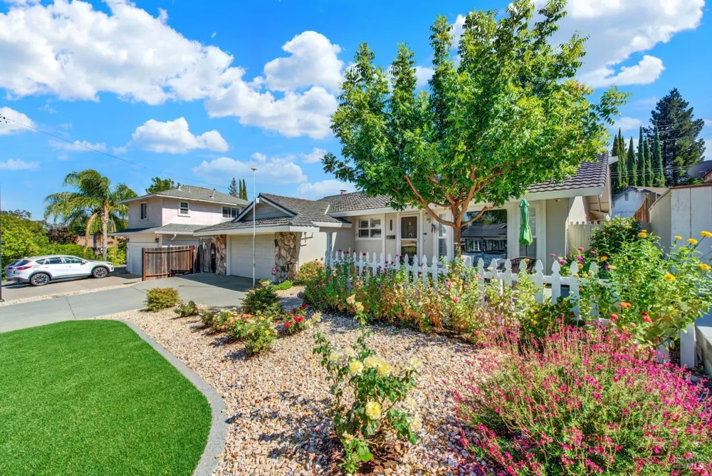 470 Meadowview Drive Vacaville, CA 95688