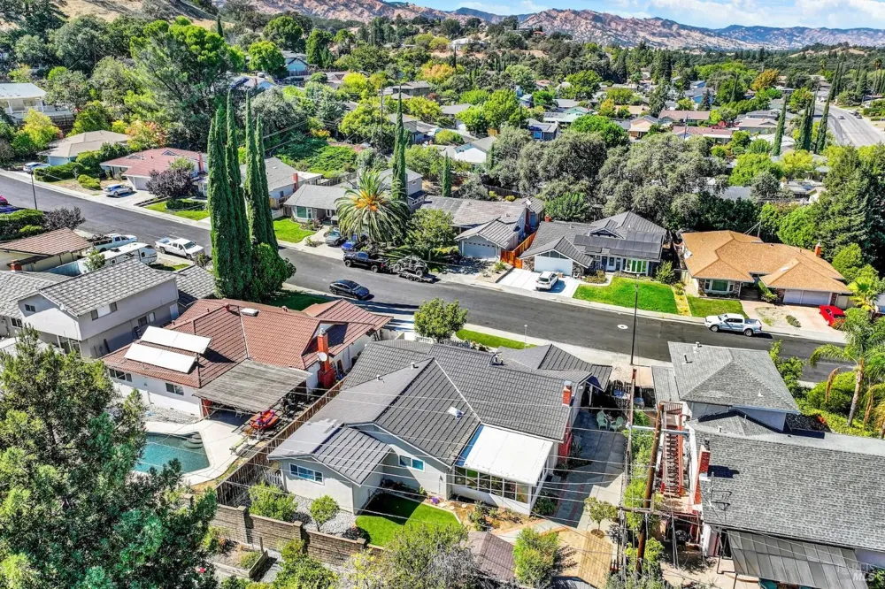 470 Meadowview Drive Vacaville, CA 95688