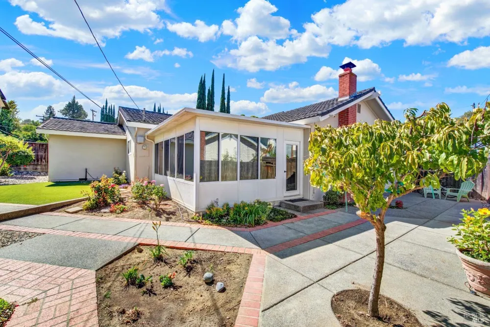 470 Meadowview Drive Vacaville, CA 95688