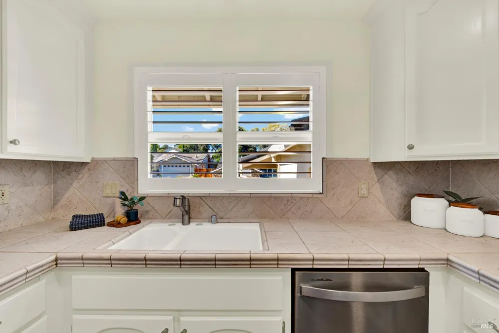 470 Meadowview Drive Vacaville, CA 95688