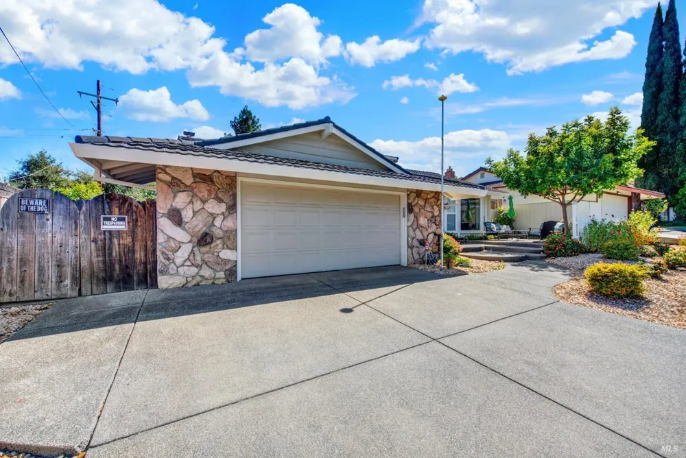 470 Meadowview Drive Vacaville, CA 95688