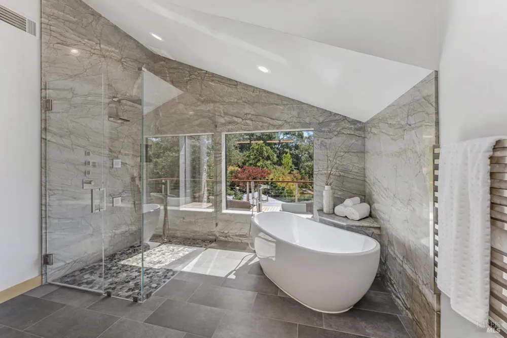 12300 Elliott Lane Sebastopol, CA 95472