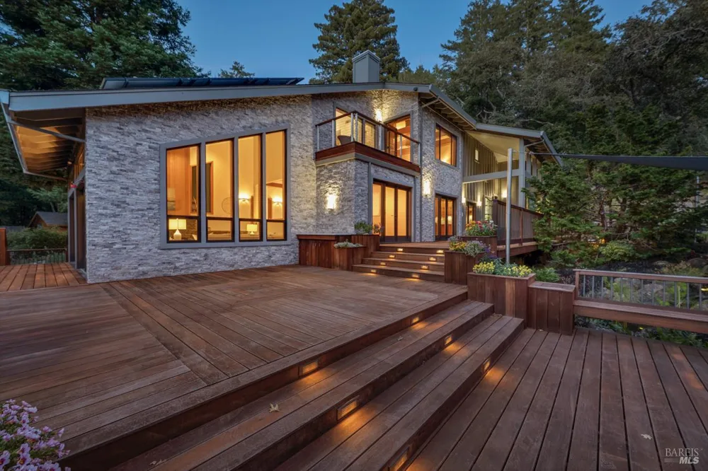 12300 Elliott Lane Sebastopol, CA 95472