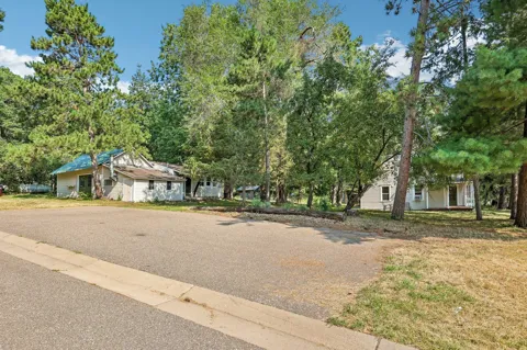 3032 Saint Croix Trail S