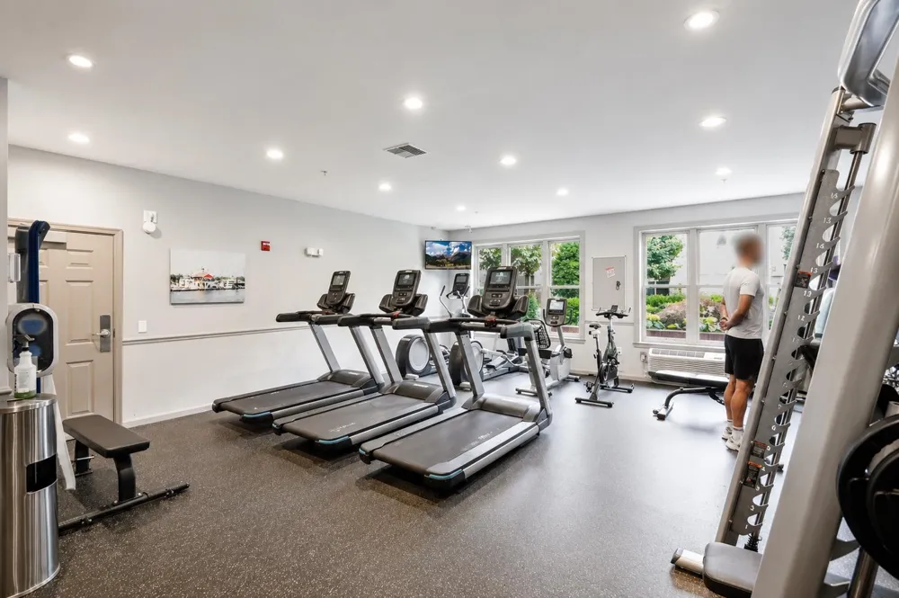 15 WARREN ST Jersey City, NJ 07302