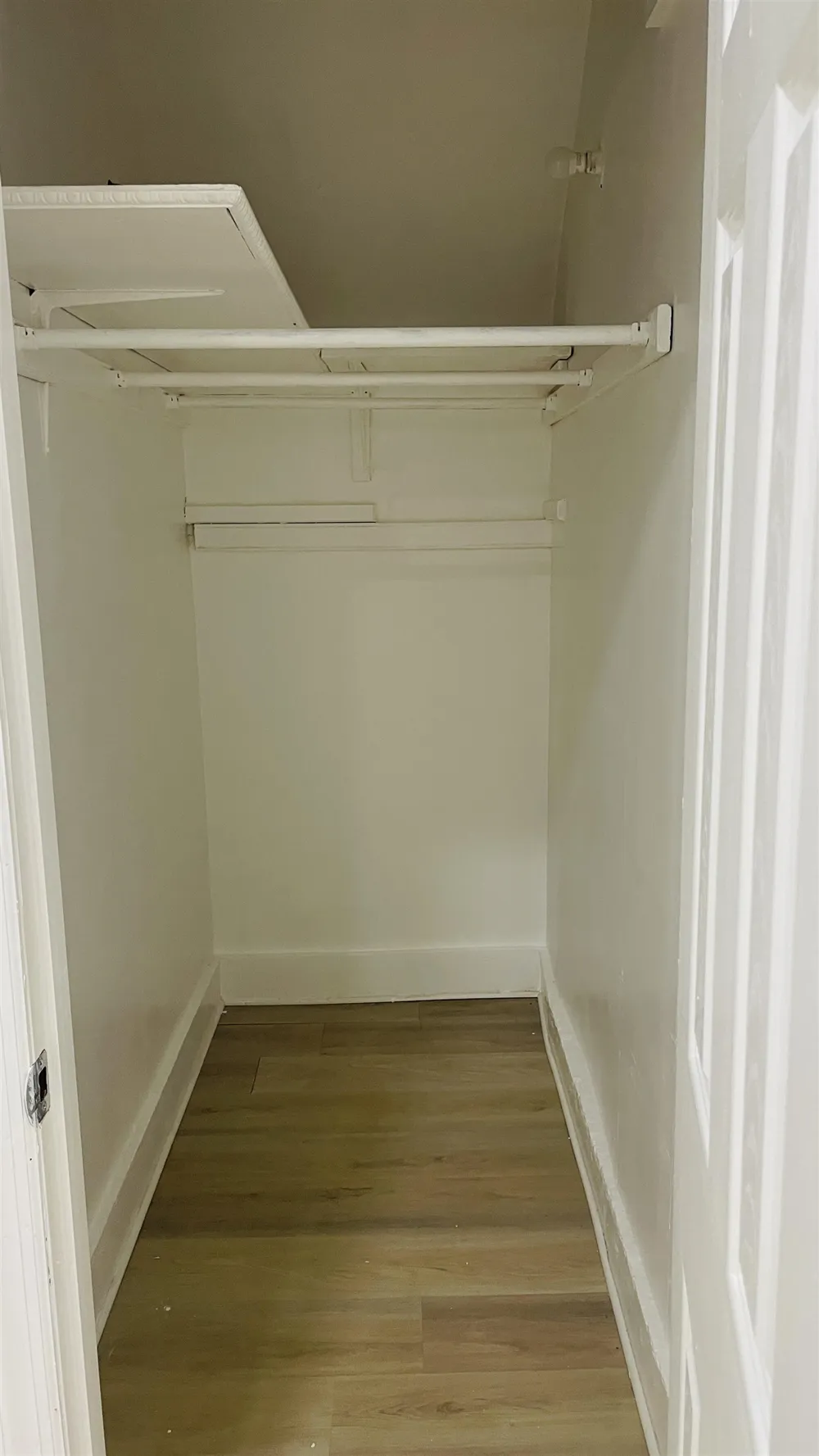 22 WEST 35TH ST Bayonne, NJ 07002