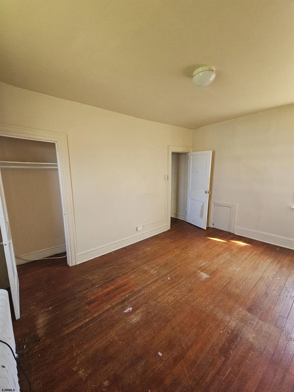 12 Belle Haven Ct Atlantic City, NJ 08401