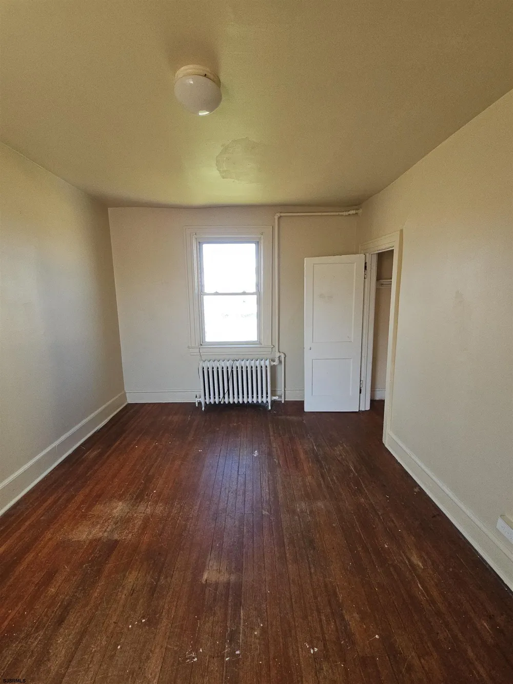 12 Belle Haven Ct Atlantic City, NJ 08401