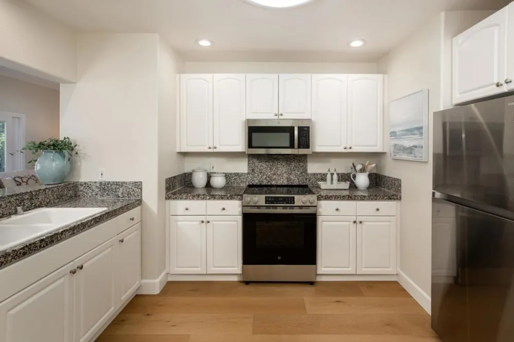 1 W Edith Avenue #D226 Los Altos, CA 94022