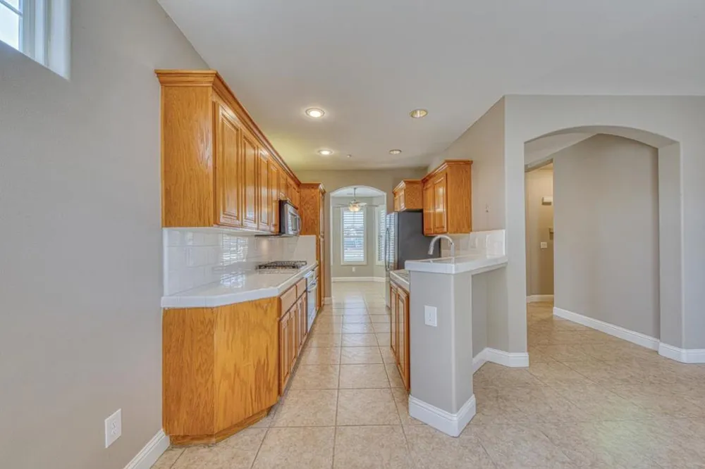 427 Chardonnay Drive Salinas, CA 93906
