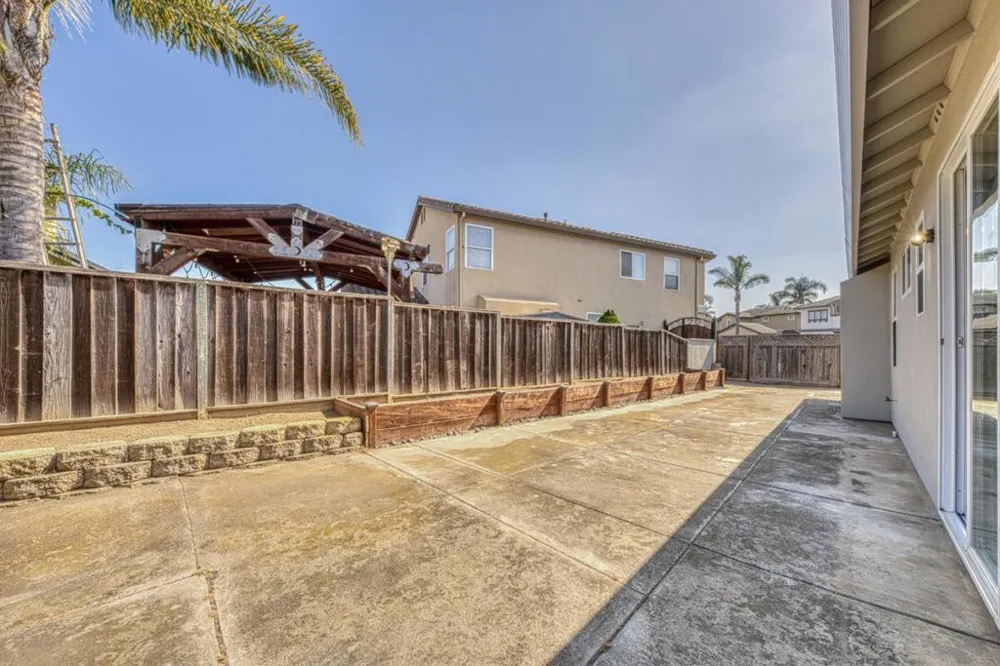 427 Chardonnay Drive Salinas, CA 93906