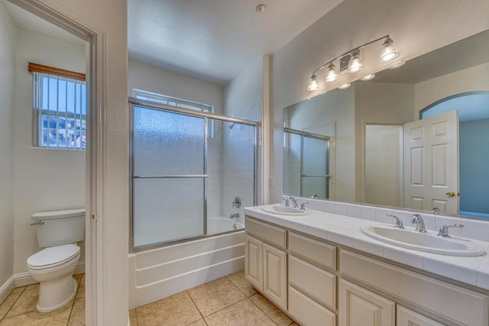427 Chardonnay Drive Salinas, CA 93906