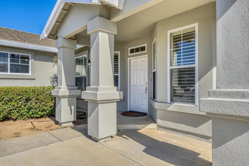 427 Chardonnay Drive Salinas, CA 93906
