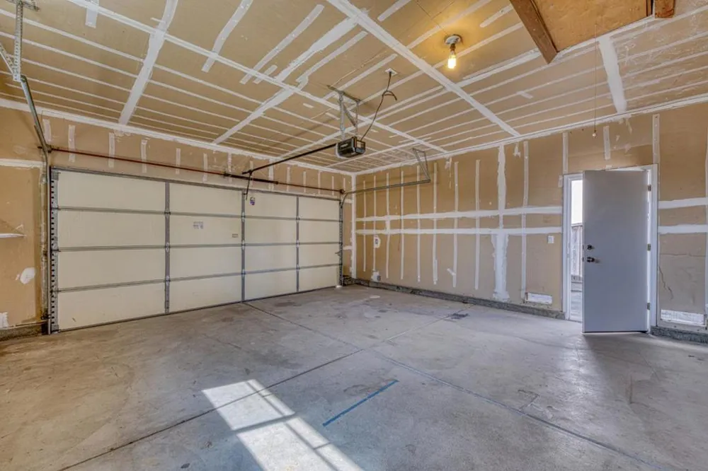 427 Chardonnay Drive Salinas, CA 93906